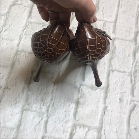 Authentic Dior Buckle round toe pumps - Picture 4 of 8